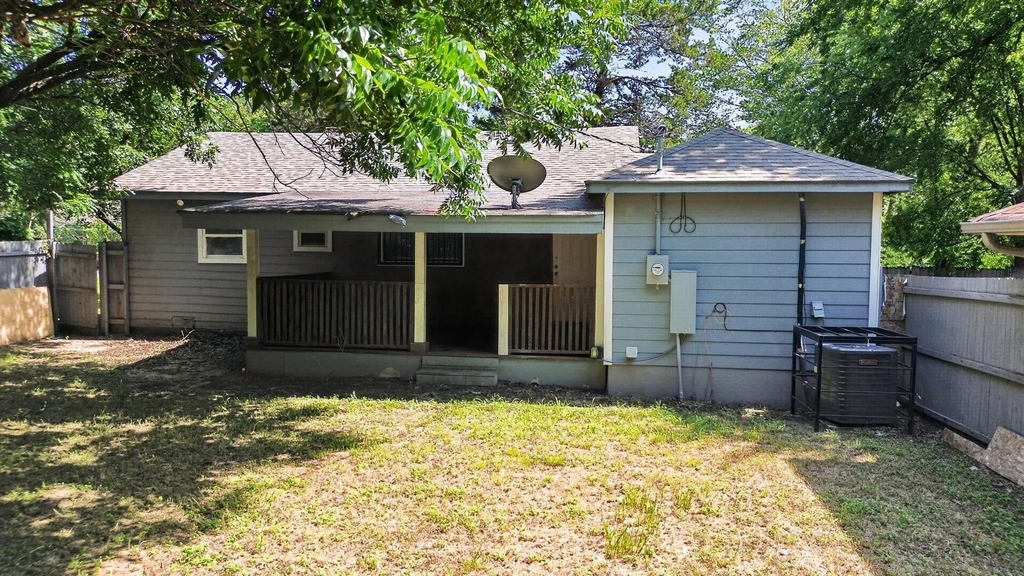8323 Lapanto Lane - Photo 19