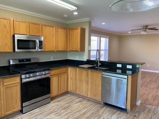 1437 Thornhill Lane - Photo 2