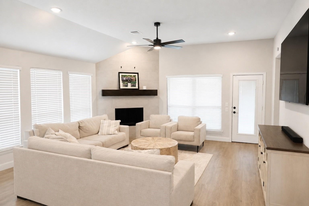 5225 Rowlan Row - Photo 6