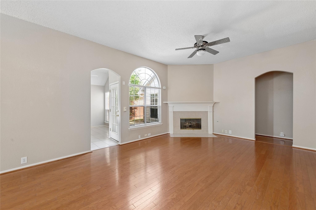 10613 Brandenberg Drive - Photo 8