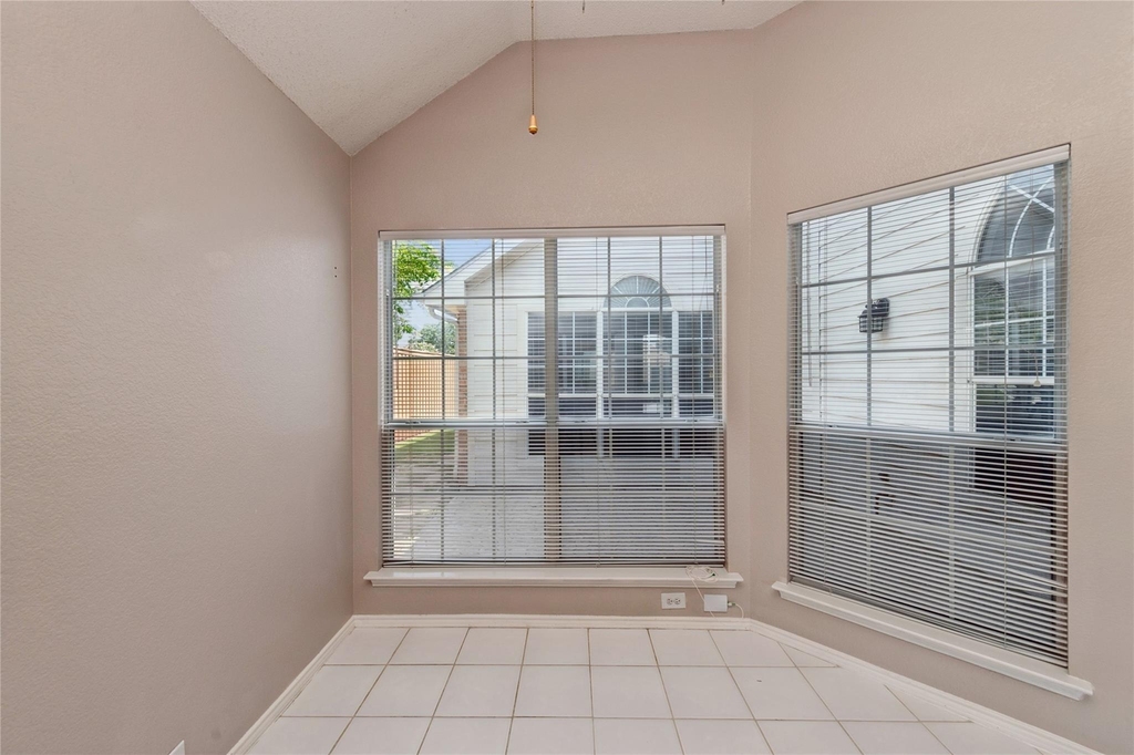 10613 Brandenberg Drive - Photo 11