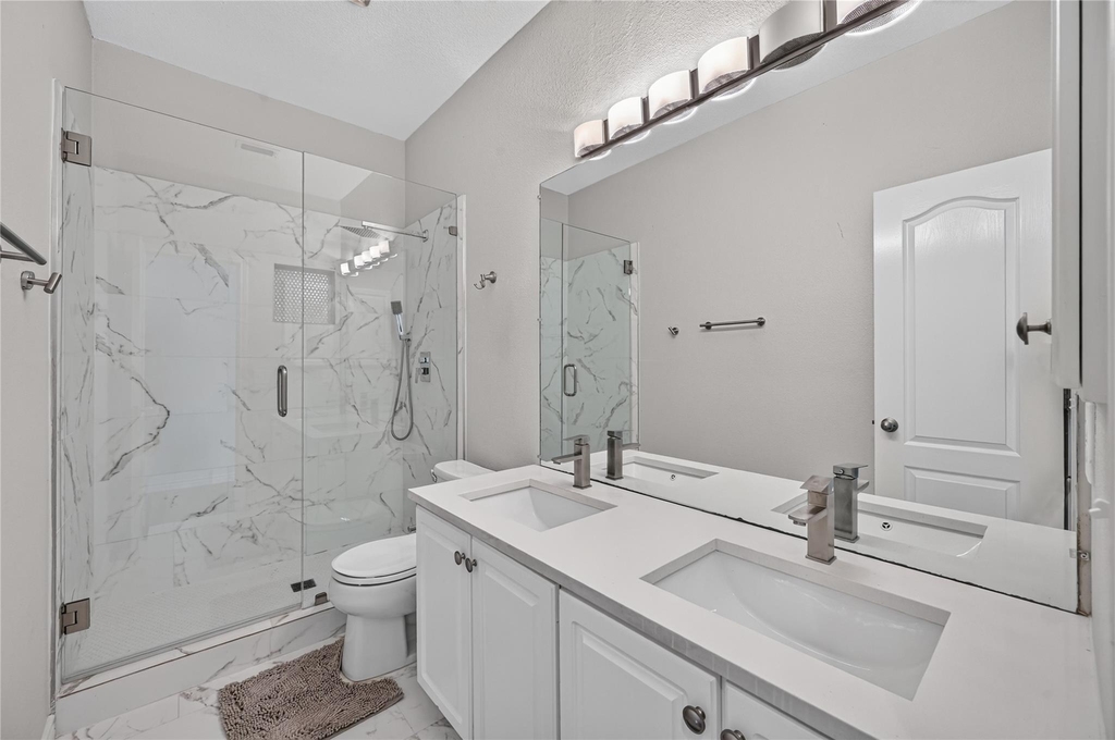 423 Halifax Drive - Photo 6