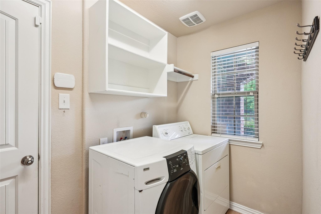 15937 Alvarado Drive - Photo 24