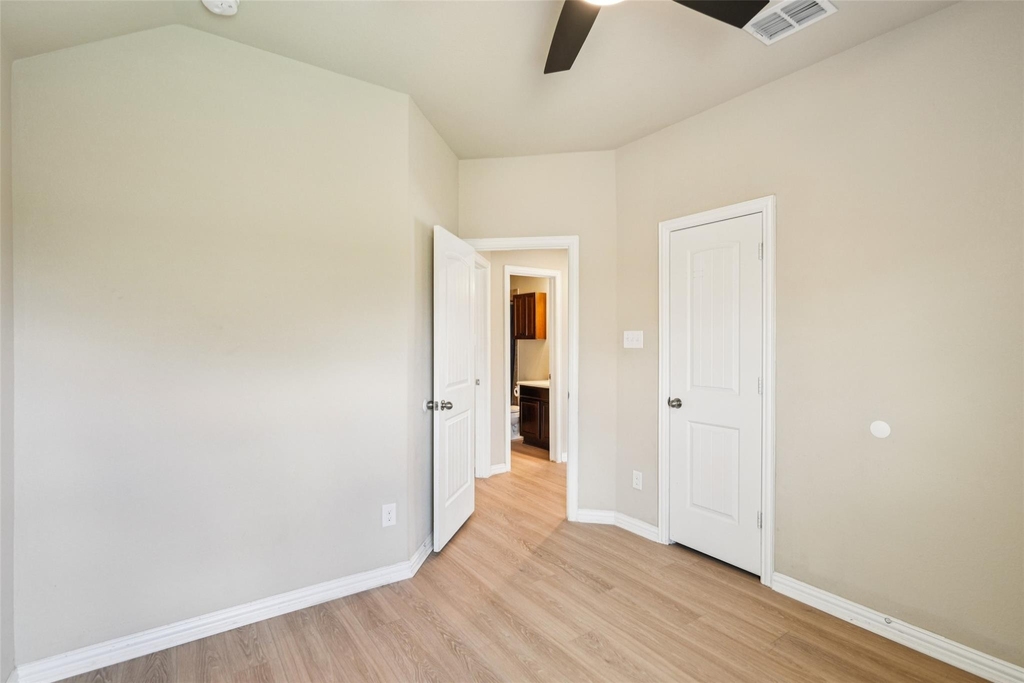 15937 Alvarado Drive - Photo 20