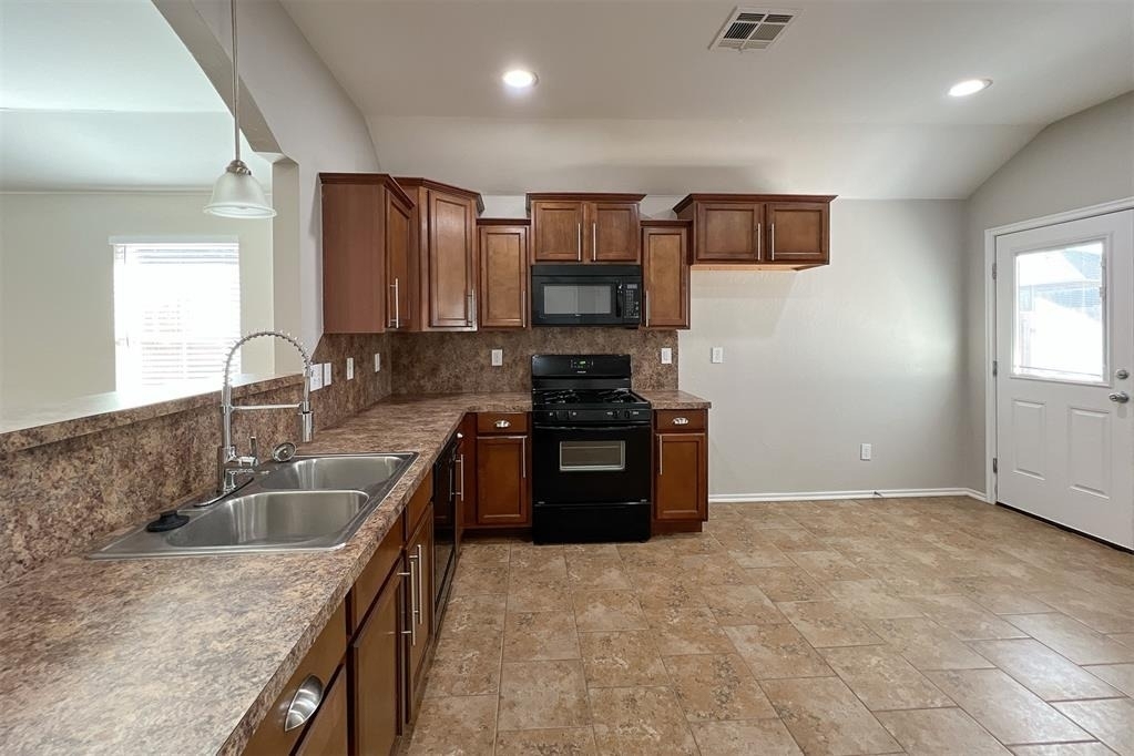 7719 Bennie Terrace - Photo 5