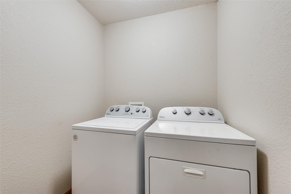 9005 Stewart Street - Photo 7