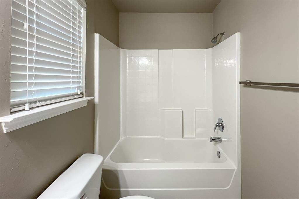 7804 Bennie Terrace - Photo 9