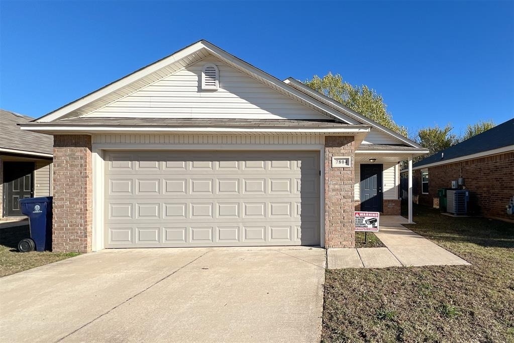 7804 Bennie Terrace - Photo 0