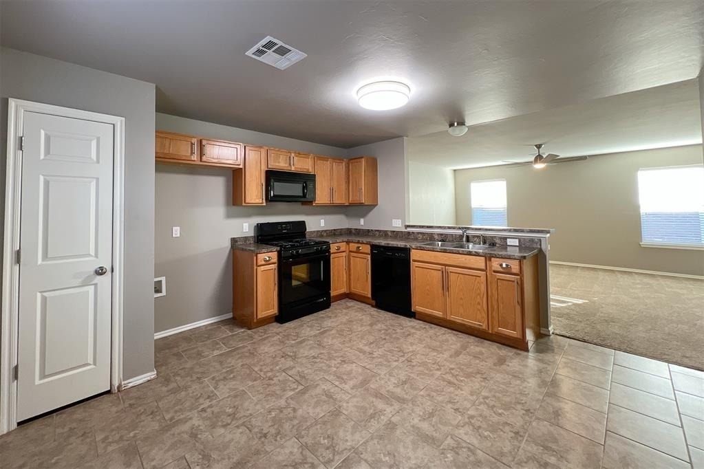 7804 Bennie Terrace - Photo 4