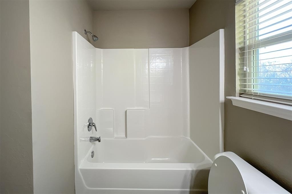 7804 Bennie Terrace - Photo 15