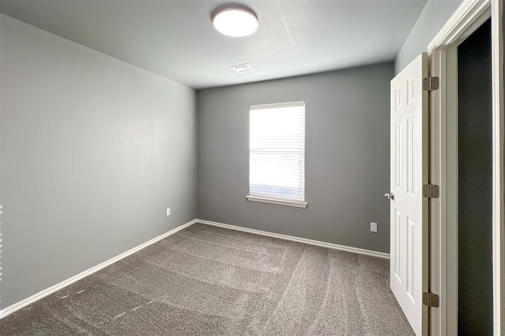 7802 Bennie Terrace - Photo 10