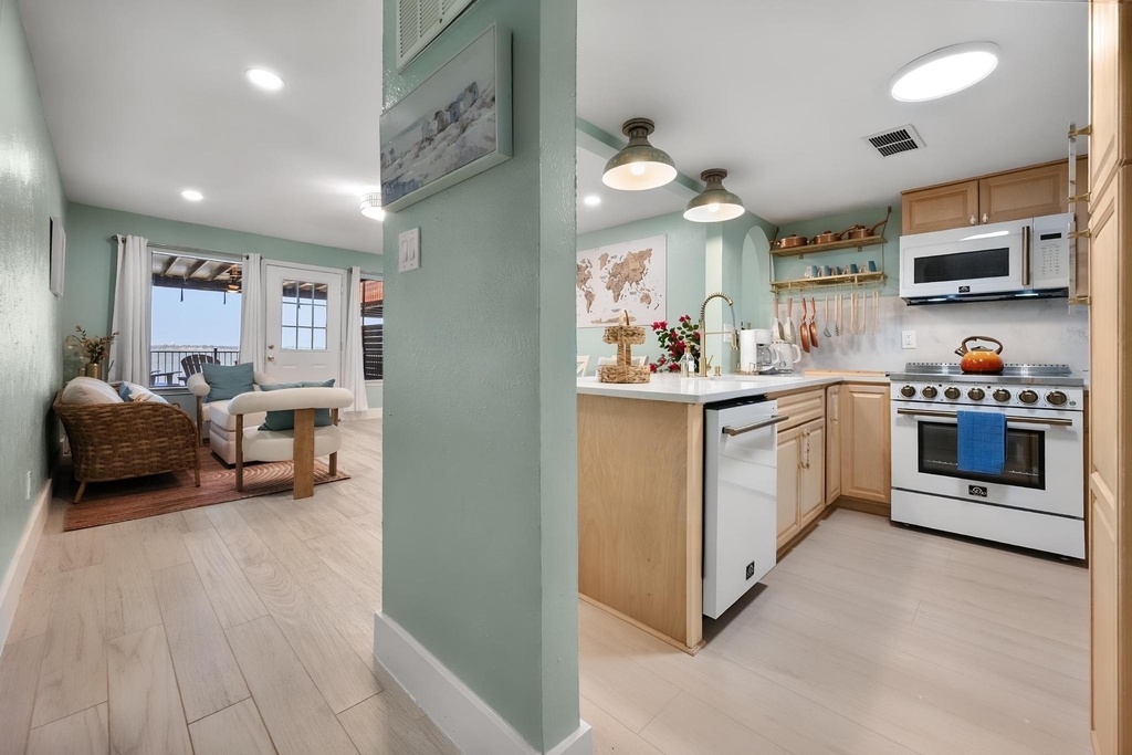 3928 Mediterranean Street - Photo 17