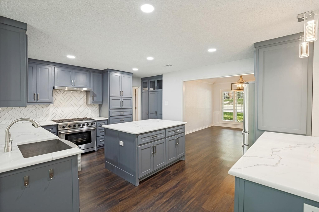 805 Crowley Road - Photo 1