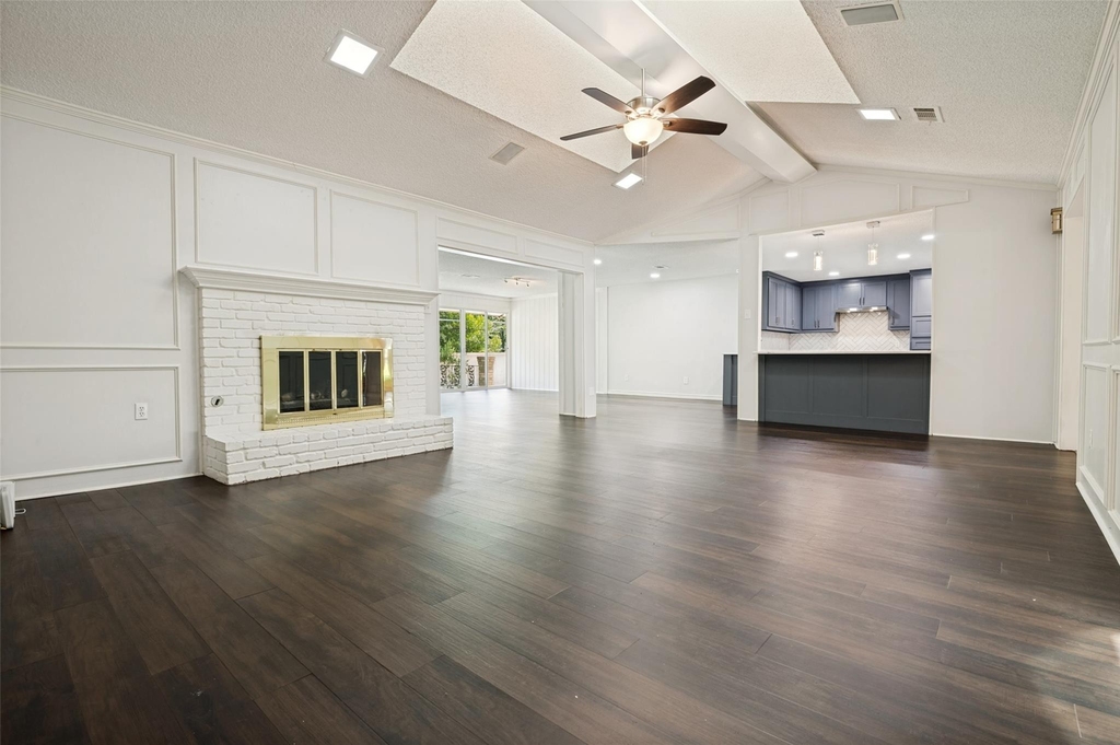 805 Crowley Road - Photo 9