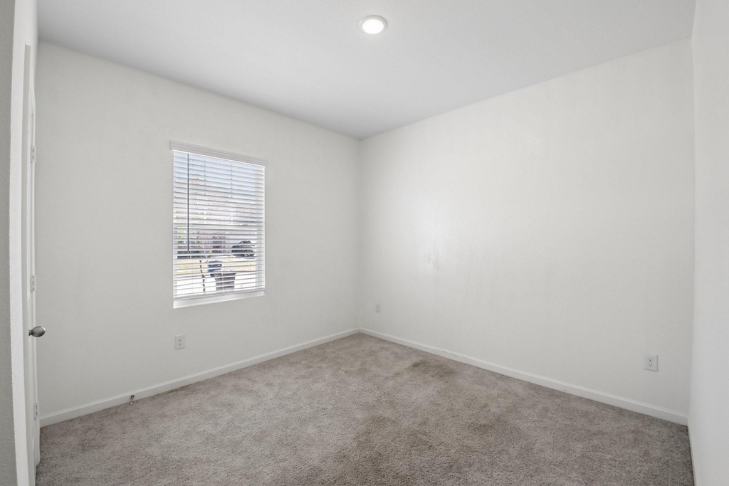 5612 Portlaw Lane - Photo 4