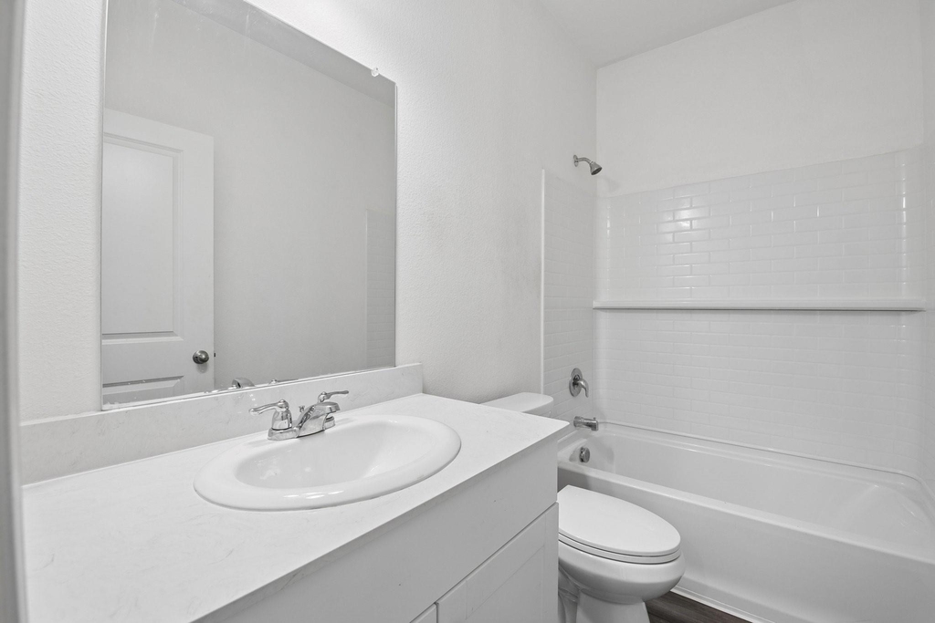 5612 Portlaw Lane - Photo 6