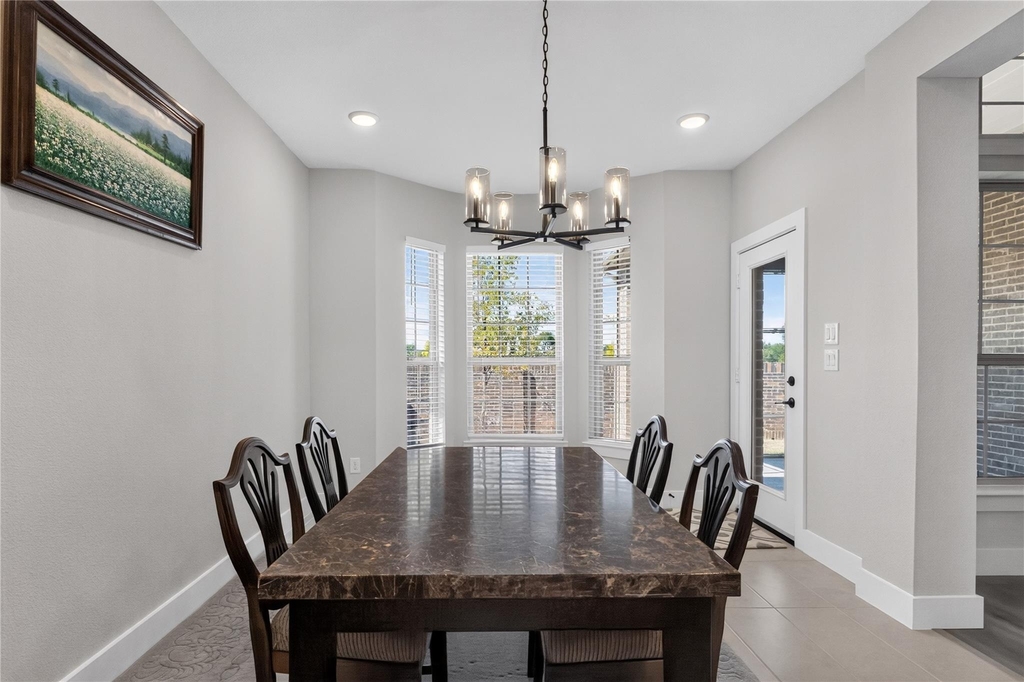 2036 Valencia Drive - Photo 20