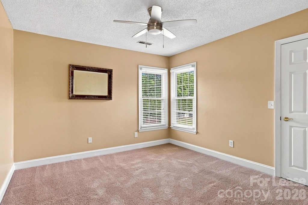 142 Cottontail Lane Se - Photo 20