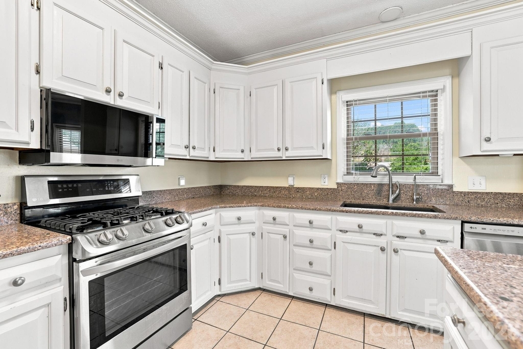 142 Cottontail Lane Se - Photo 4