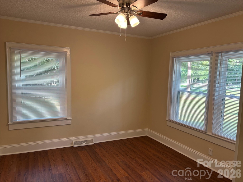 1613 Boy Scout Road - Photo 9