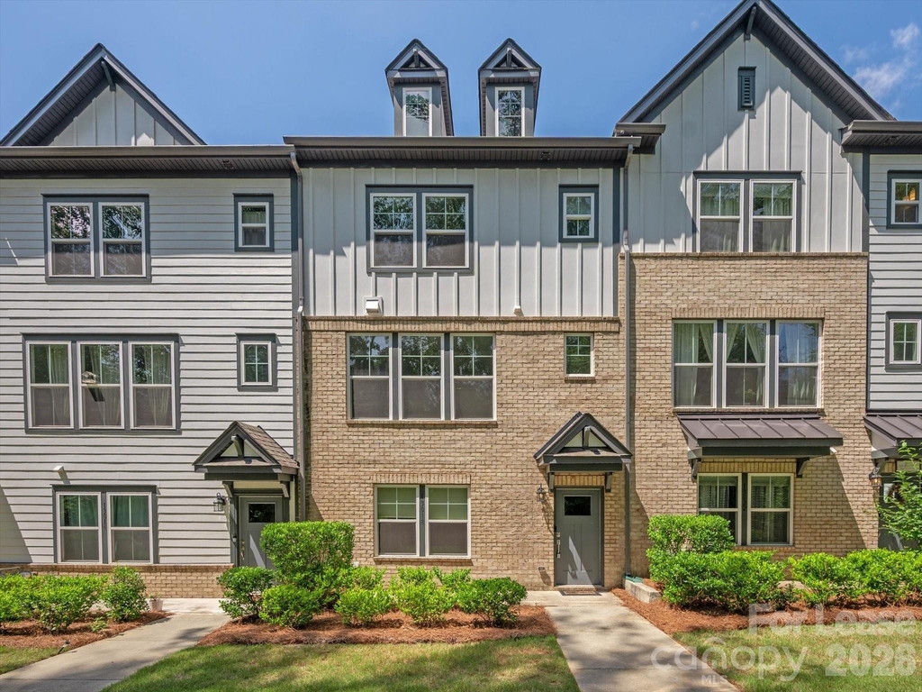 13018 Simoneaux Lane - Photo 0