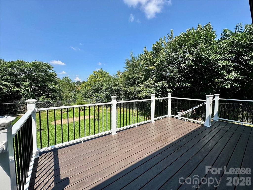 811 Kennedy Street - Photo 19