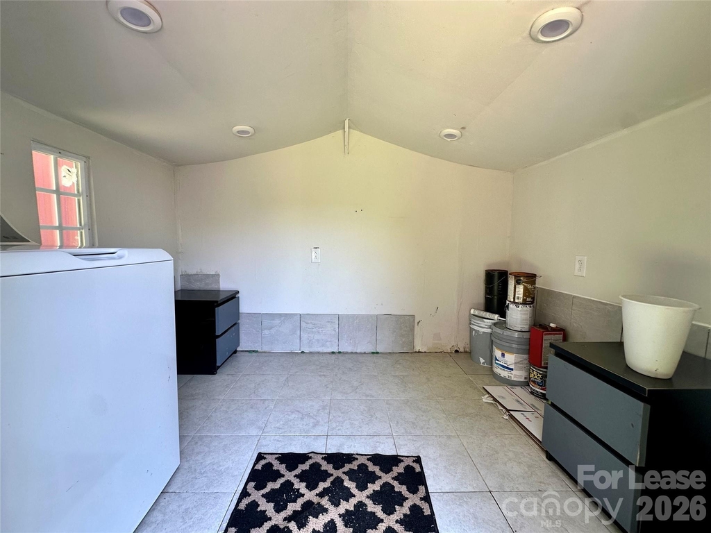 811 Kennedy Street - Photo 22