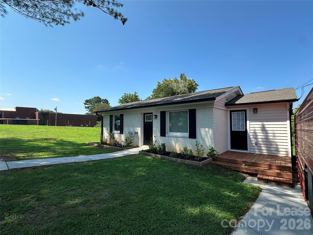 811 Kennedy Street - Photo 21