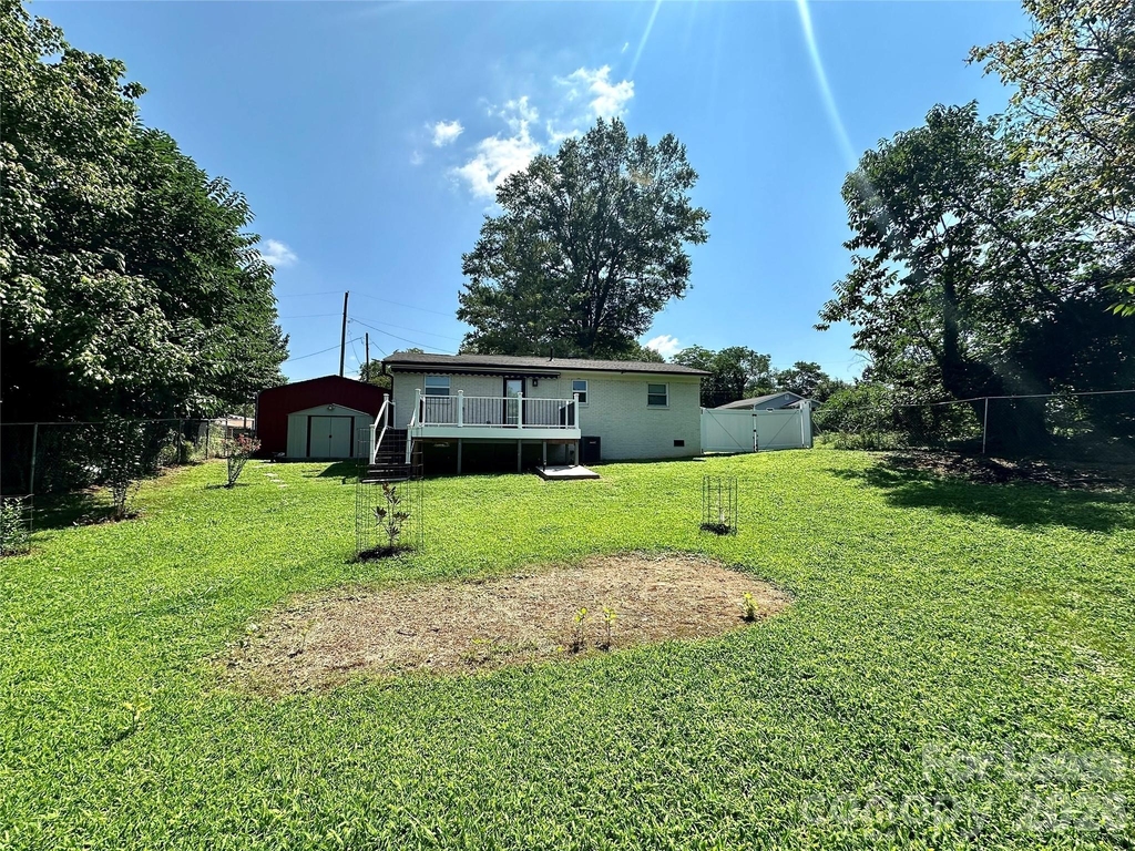 811 Kennedy Street - Photo 20