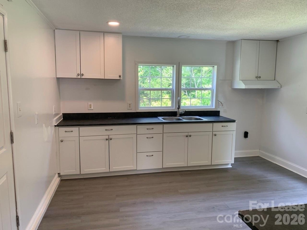 965 Ashby Street - Photo 1
