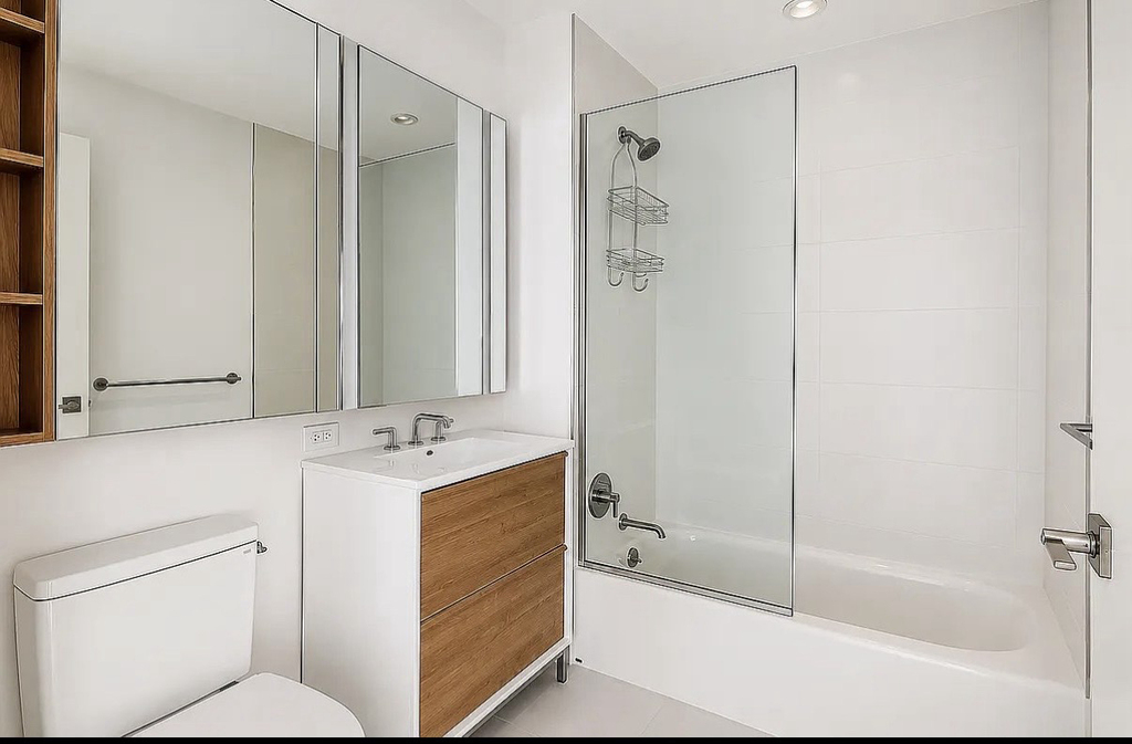 77 Commercial Street - Photo 3