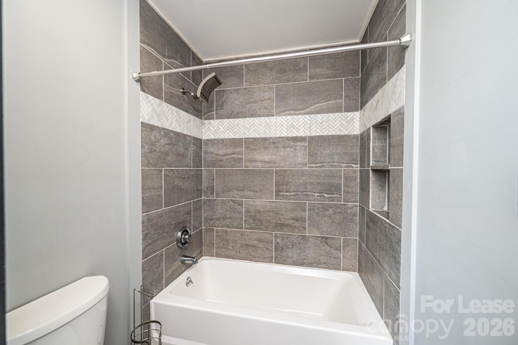 426 2nd Avenue Se - Photo 16