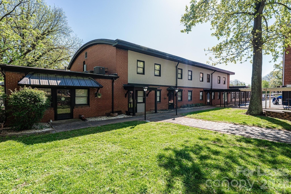426 2nd Avenue Se - Photo 4