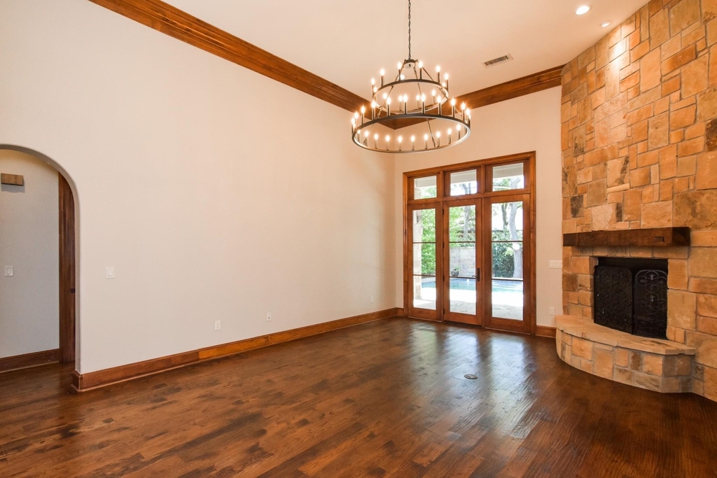 11845 Verona Court - Photo 7