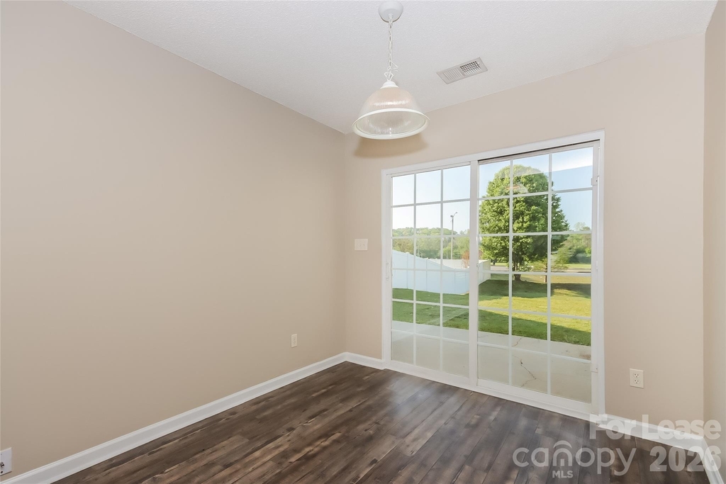 2170 Wexford Way - Photo 7