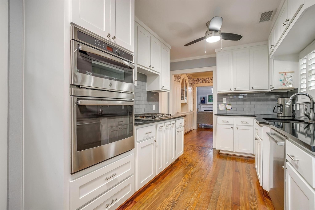 2024 Wilshire Boulevard - Photo 15