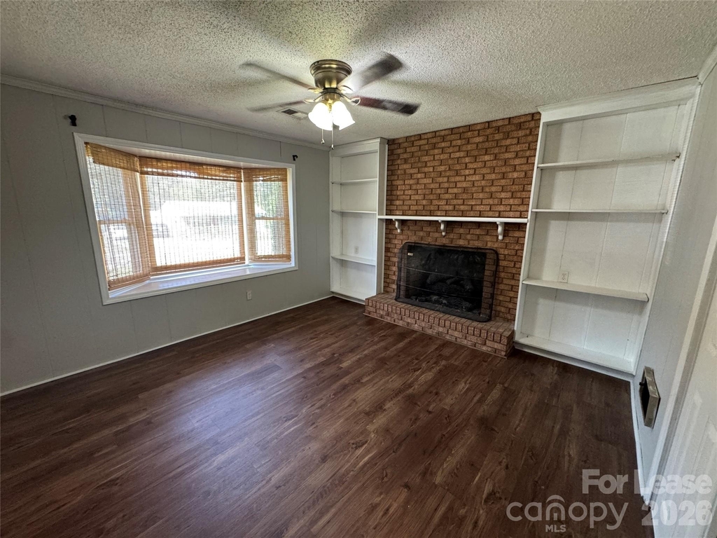 805 Furman Street - Photo 6