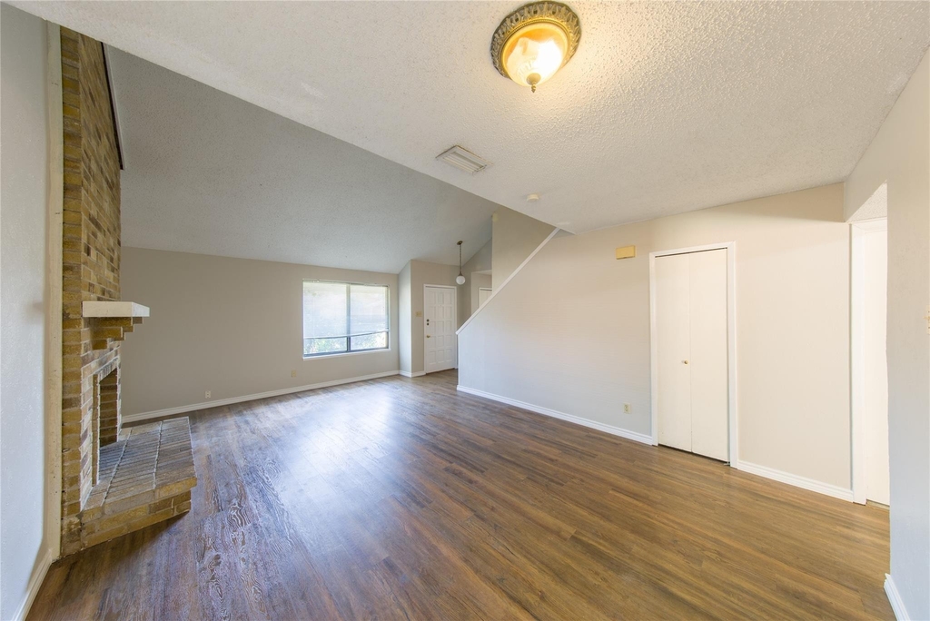 2814 Lancer Lane - Photo 7