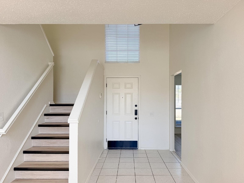 8516 Auburn Drive - Photo 3