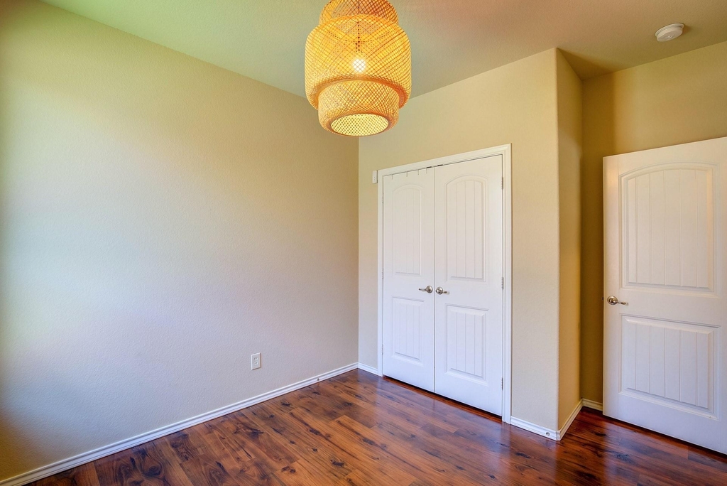 1109 Central Village Drive - Photo 36