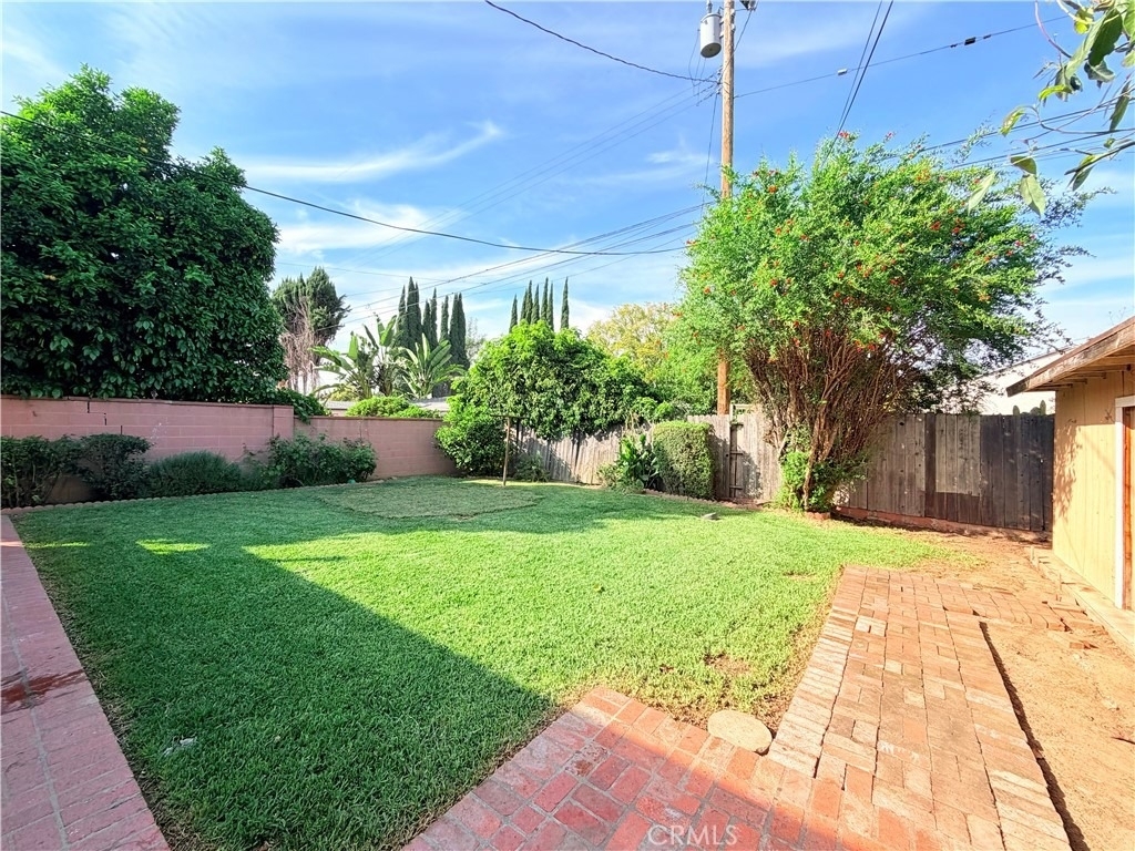 15459 Three Palms - Photo 1