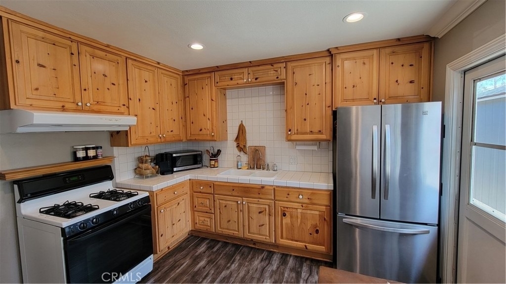 14107 Putnam Street - Photo 2