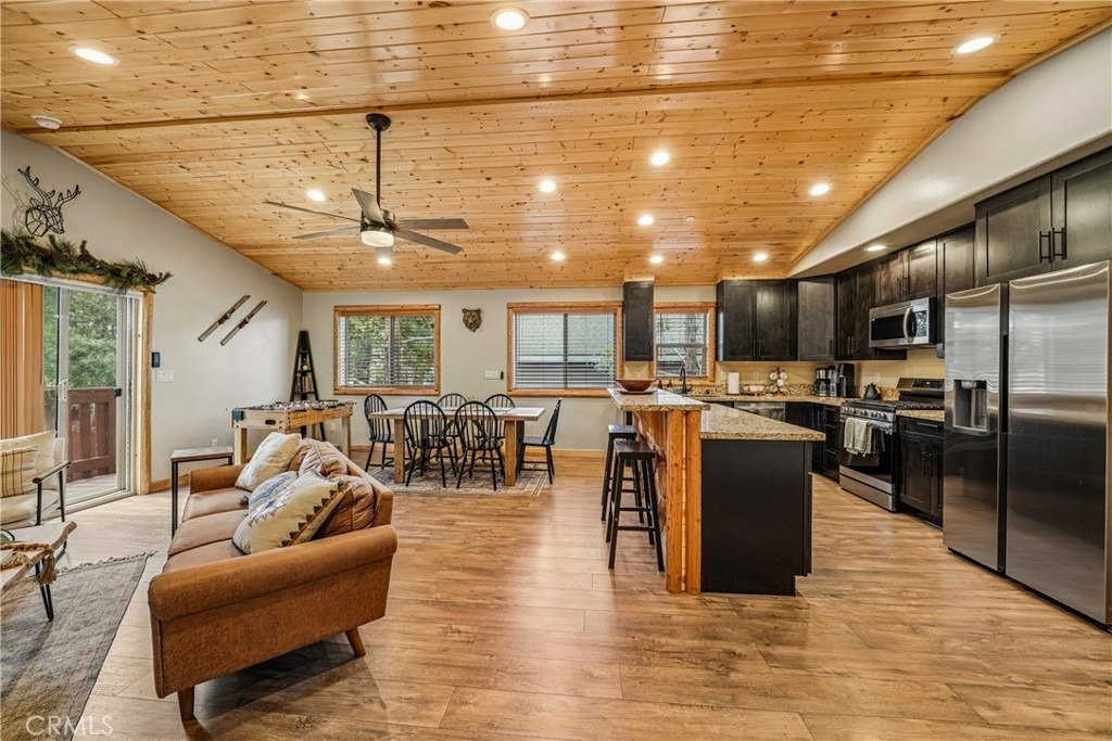 933 Spruce - Photo 32
