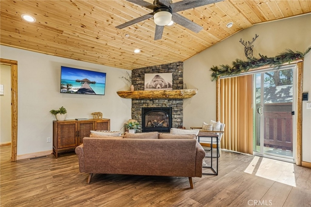 933 Spruce - Photo 21