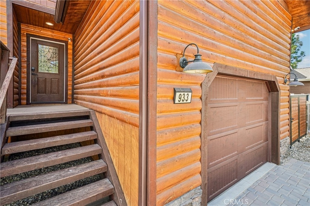 933 Spruce - Photo 8