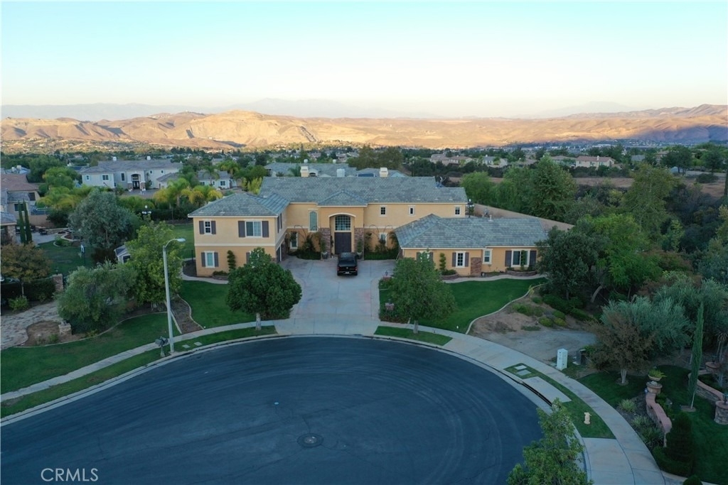 1583 Twin Oaks Circle - Photo 5