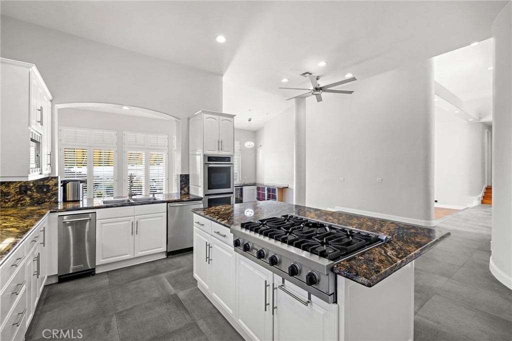 33801 Blessington - Photo 11