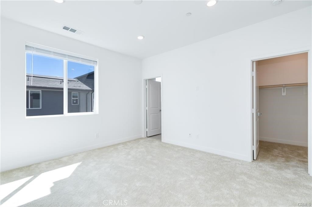 152 Restore - Photo 5