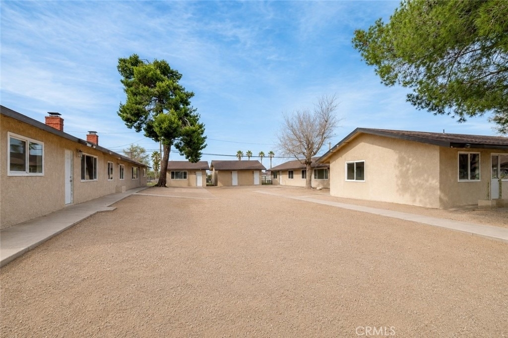 16020 Juniper - Photo 1