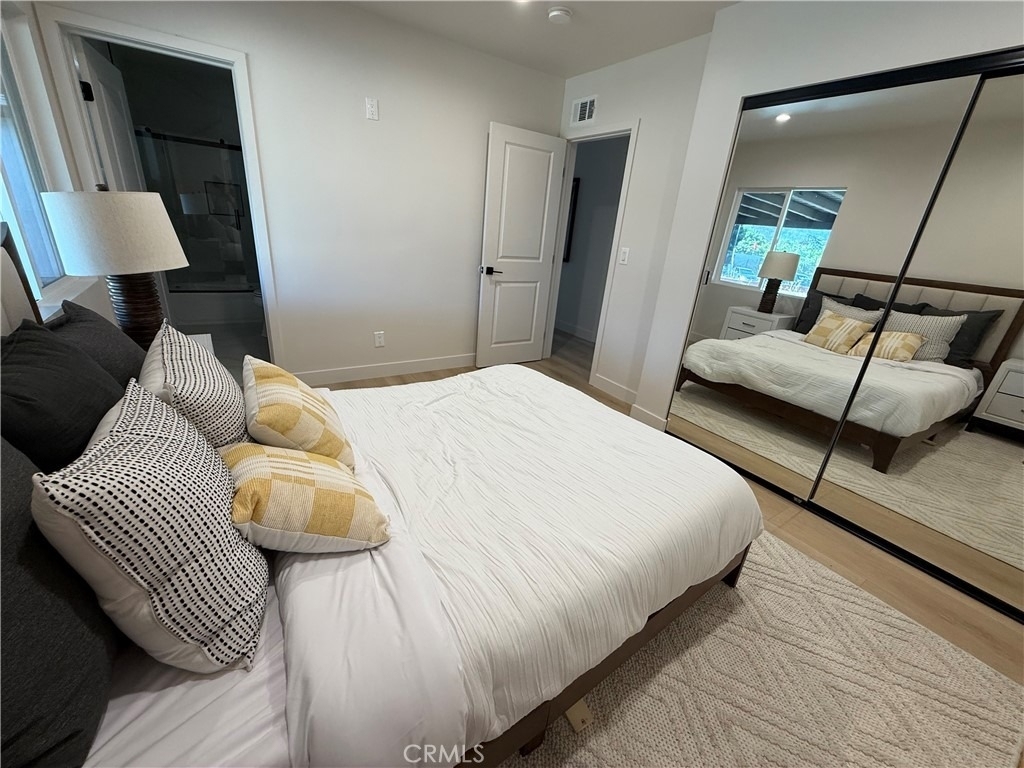 605 W Gaillard Street - Photo 15